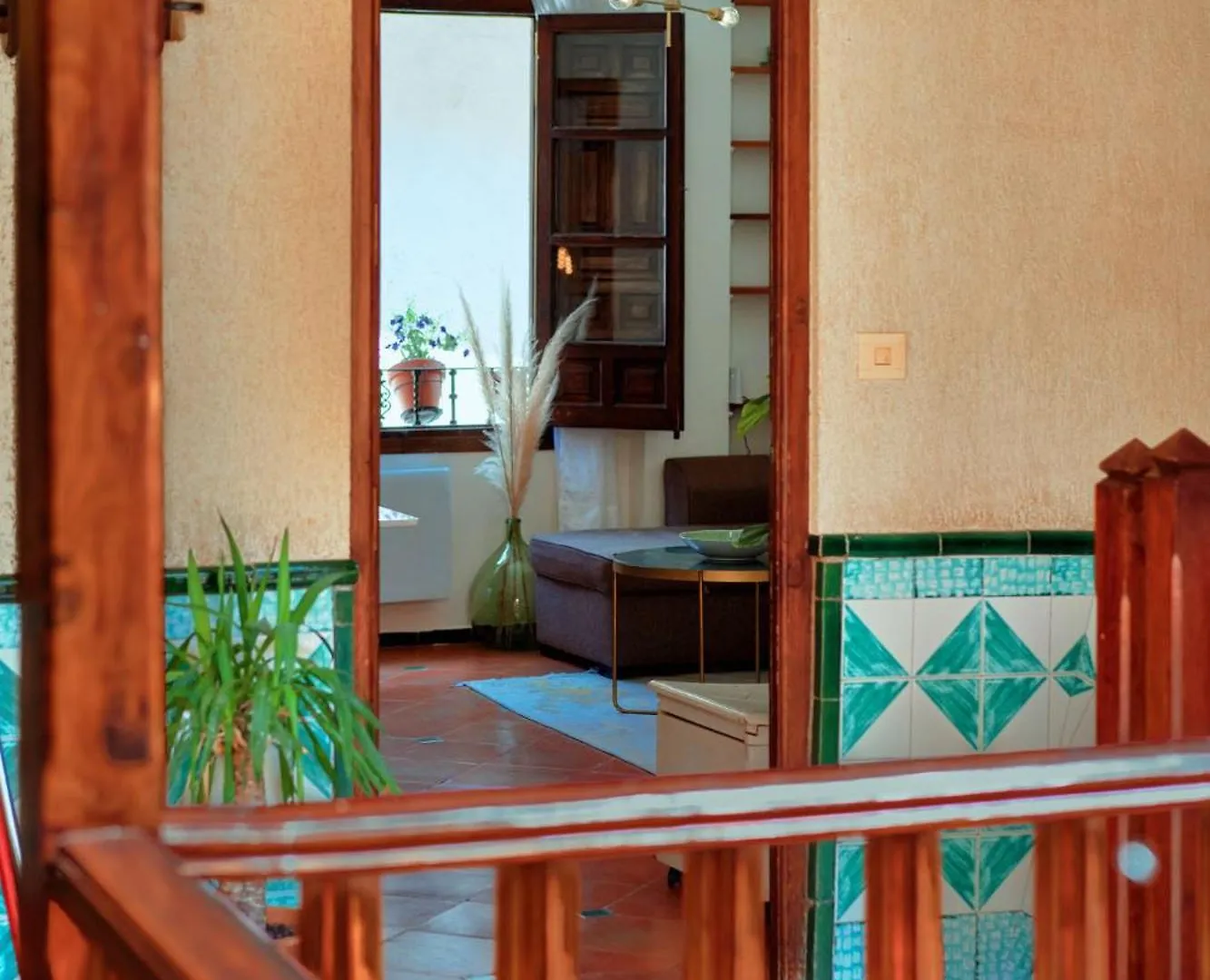 Anali - Hostatel Apartment Granada