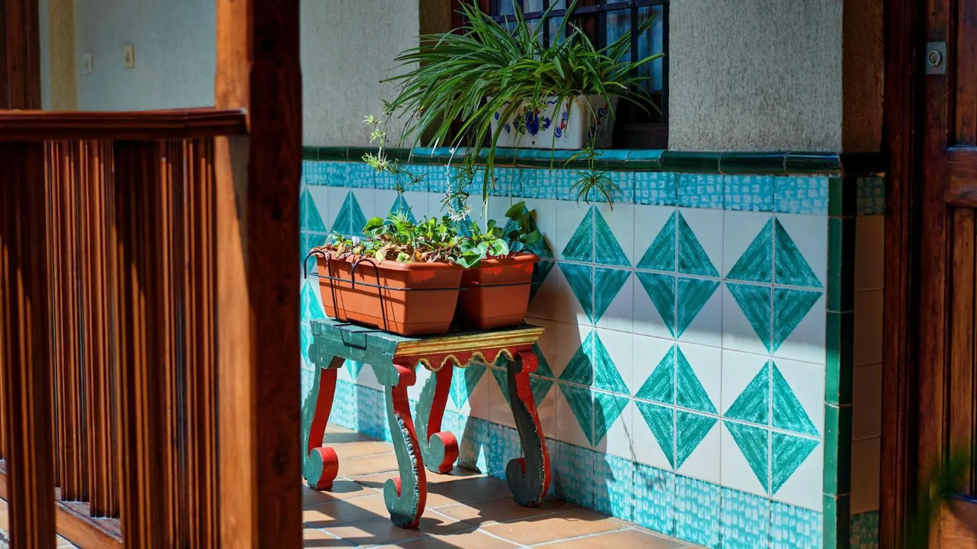 Anali - Hostatel Apartment Granada